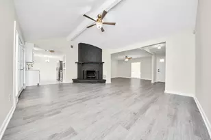 11618 Hillcroft Ave, Houston, TX 77035 - Photo 8