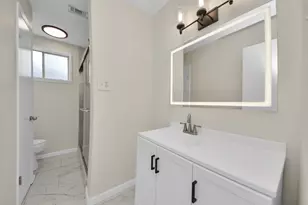 11618 Hillcroft Ave, Houston, TX 77035 - Photo 16