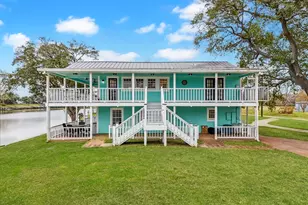 462 Exotic Isle Dr, Bay City, TX 77457 - Photo 2