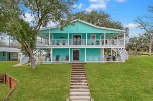 462 Exotic Isle Dr, Bay City, TX 77457 - Photo 1