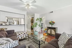 3131 Southwest Fwy, Houston, TX 77098 - Photo 12