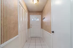 3705 Tompkins Dr, Baytown, TX 77521 - Photo 10