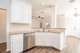 4826 Lawson Lake Ln, Richmond, TX 77407 - Photo 12