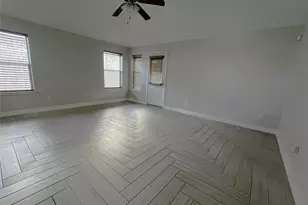 8603 W Highlands Crossing, Highlands, TX 77562 - Photo 2