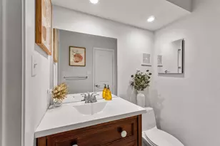 735 Worthshire St, Houston, TX 77008 - Photo 20