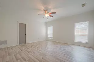 1015 Sugar Lakes Dr, Sugar Land, TX 77478 - Photo 34