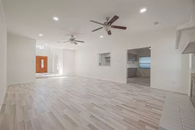 1015 Sugar Lakes Drive, Sugar Land, TX 77478 - Photo 8
