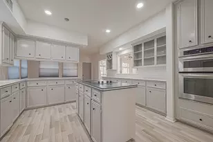 1015 Sugar Lakes Dr, Sugar Land, TX 77478 - Photo 10