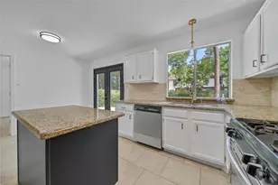 43 E Lance Leaf Rd, The Woodlands, TX 77381 - Photo 14