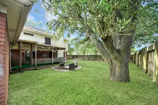 3925 Springcrest Ct, Pearland, TX 77584 - Photo 36