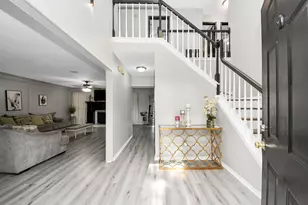 3925 Springcrest Ct, Pearland, TX 77584 - Photo 2