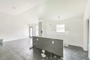 209 Leago St, Houston, TX 77022 - Photo 8