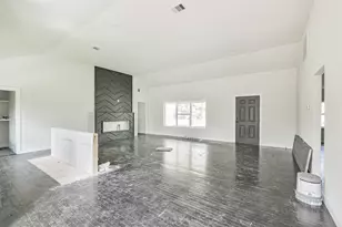 209 Leago St, Houston, TX 77022 - Photo 2