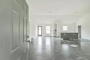 209 Leago St, Houston, TX 77022 - Photo 4