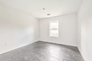 209 Leago St, Houston, TX 77022 - Photo 14