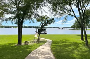 11391 Lakeshore Dr, Thornton, TX 76687 - Photo 8