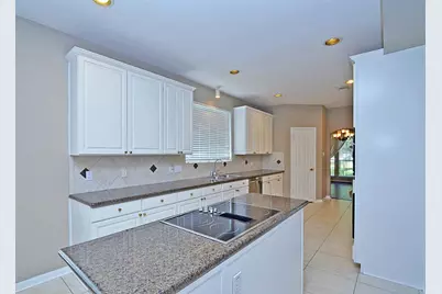523 Crestridge Drive, Sugar Land, TX 77479 - Photo 14