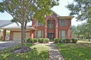 523 Crestridge Dr, Sugar Land, TX 77479 - Photo 1