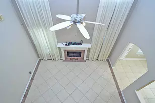 523 Crestridge Dr, Sugar Land, TX 77479 - Photo 6