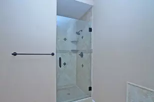 523 Crestridge Dr, Sugar Land, TX 77479 - Photo 22