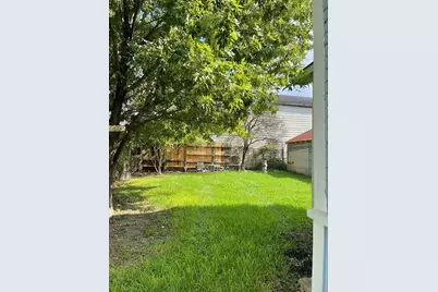 217 Royder Street, Houston, TX 77009 - Photo 12