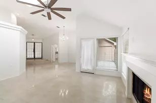 30 Cedar Chase Pl, The Woodlands, TX 77381 - Photo 4