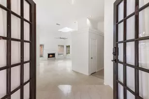 30 Cedar Chase Pl, The Woodlands, TX 77381 - Photo 2