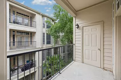 5353 Memorial Drive #2049, Houston, TX 77007 - Photo 6