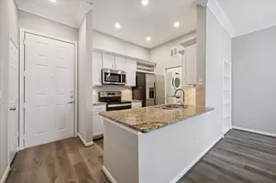 5353 Memorial Dr, Houston, TX 77007 - Photo 1