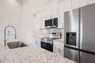 877 Alberdie Dr, Crystal Beach, TX 77650 - Photo 14