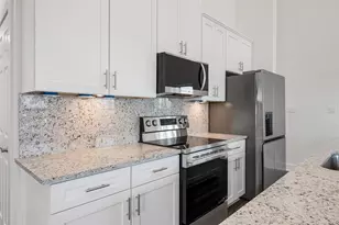 877 Alberdie Dr, Crystal Beach, TX 77650 - Photo 12