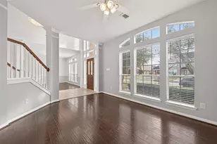 5911 Canyon Brook Ct, Sugar Land, TX 77479 - Photo 8