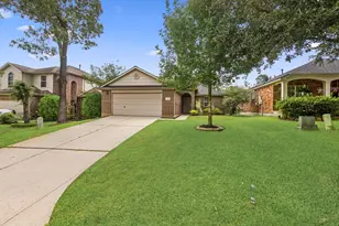 4908 Summer Rain Dr, Conroe, TX 77303 - Photo 2