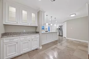 5323 Briarbend Dr, Houston, TX 77096 - Photo 6