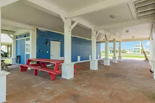 23115 Gulf Dr, Galveston, TX 77554 - Photo 12