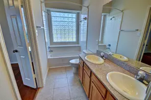 6607 Lake Woodlands Dr, The Woodlands, TX 77382 - Photo 18