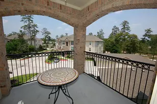 6607 Lake Woodlands Dr, The Woodlands, TX 77382 - Photo 1