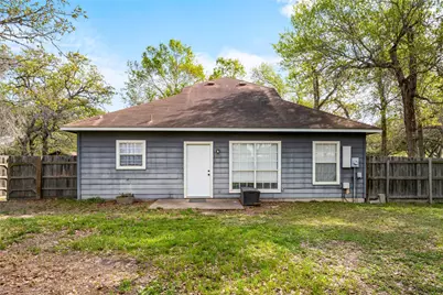 301 Buckeye Trail, La Grange, TX 78945 - Photo 24