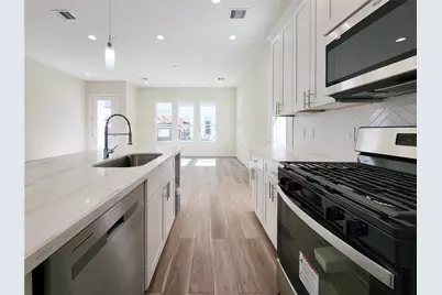 5931 Beall Street #A, Houston, TX 77091 - Photo 10