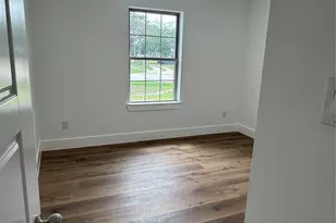 13194 Lake Conroe Bay Rd, Willis, TX 77318 - Photo 12