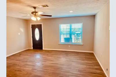 5144 Pease Street #2, Houston, TX 77023 - Photo 14