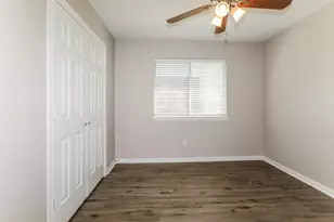 311 Lake View Dr, Montgomery, TX 77356 - Photo 14