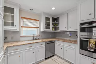 25402 Spring Ridge Dr, Spring, TX 77386 - Photo 8