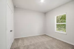 1355 Coastal Dr, Dayton, TX 77535 - Photo 14