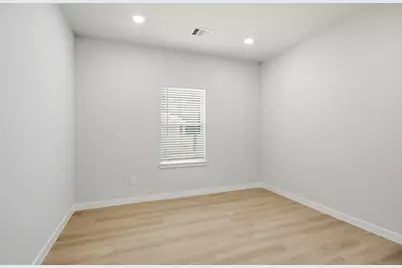 1355 Coastal Drive, Dayton, TX 77535 - Photo 18