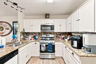 14106 Bishop Bend Ln, Houston, TX 77047 - Photo 16