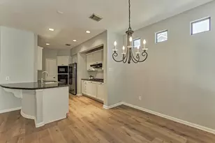 78 Douvaine Ct, The Woodlands, TX 77382 - Photo 14