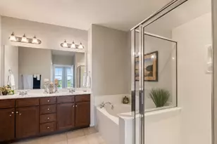 4221 Pointe W Dr, Galveston, TX 77554 - Photo 24