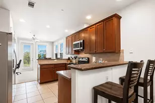 4221 Pointe W Dr, Galveston, TX 77554 - Photo 10