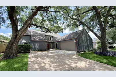 1315 Warwickshire Drive, Houston, TX 77077 - Photo 44